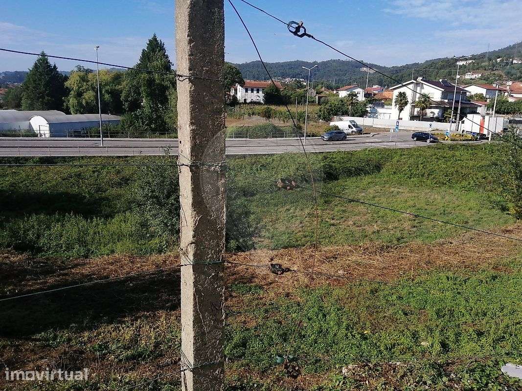 Terreno  para venda - Grande imagem: 2/3