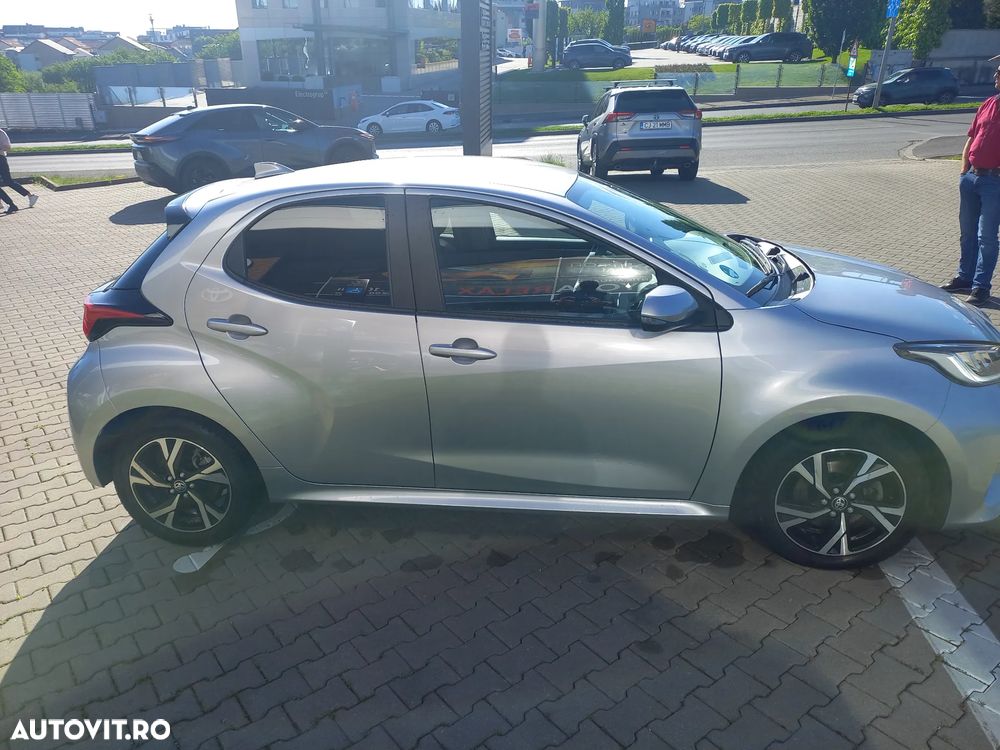 Toyota Yaris 1.5 116 CP HEV Business - 9