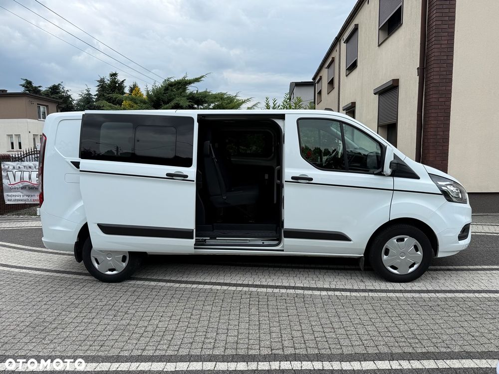 Ford Transit Custom 290 L2H1 Limited - 11