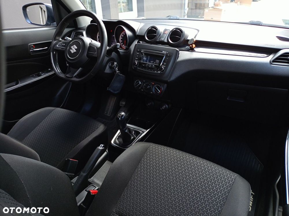 Suzuki Swift 1.2 Premium - 10