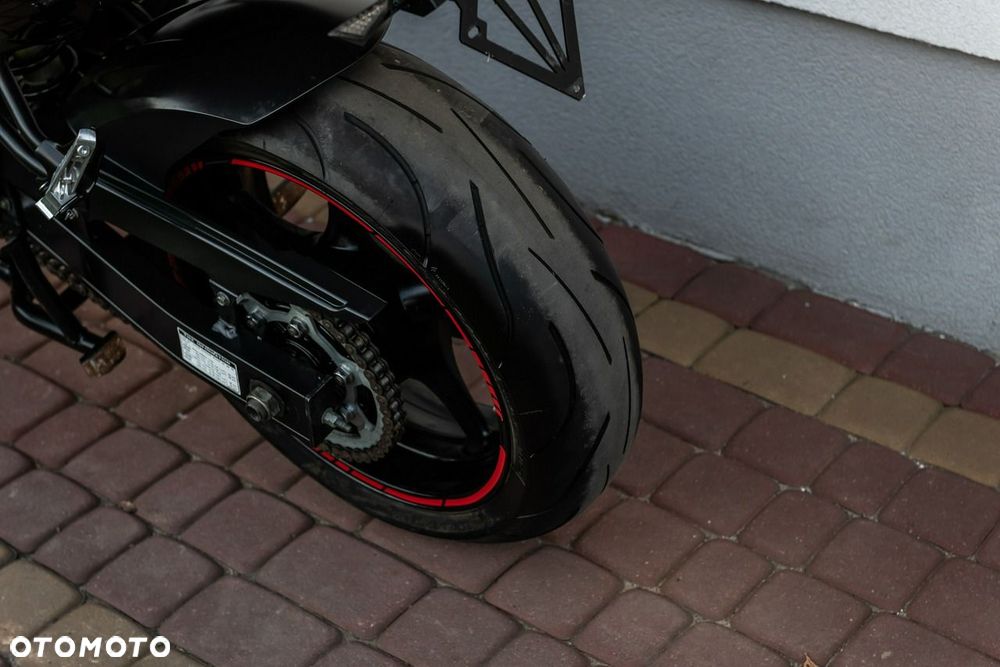 Yamaha FZ - 9