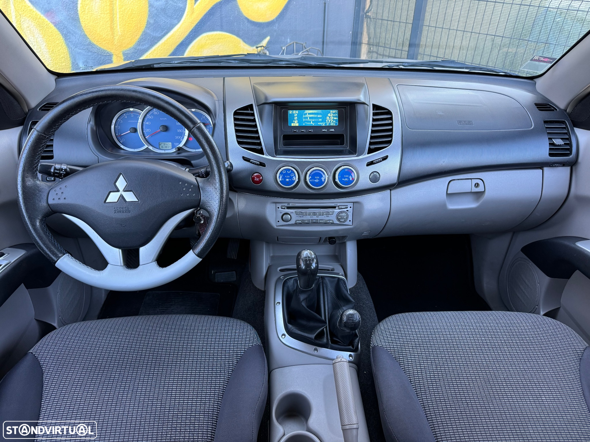 Mitsubishi L200 2.5 DI-D CD Invite AC 4WD - 15