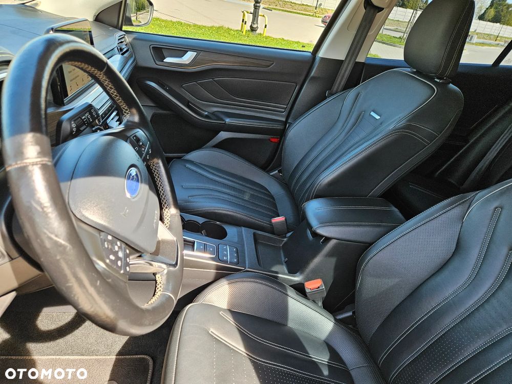 Ford Focus 2.0 EcoBlue Vignale - 32