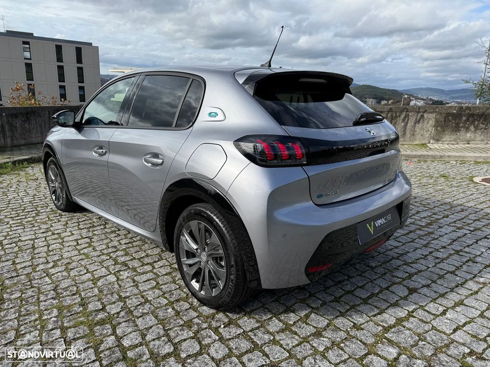 Peugeot e-208 50 kWh Allure - 1