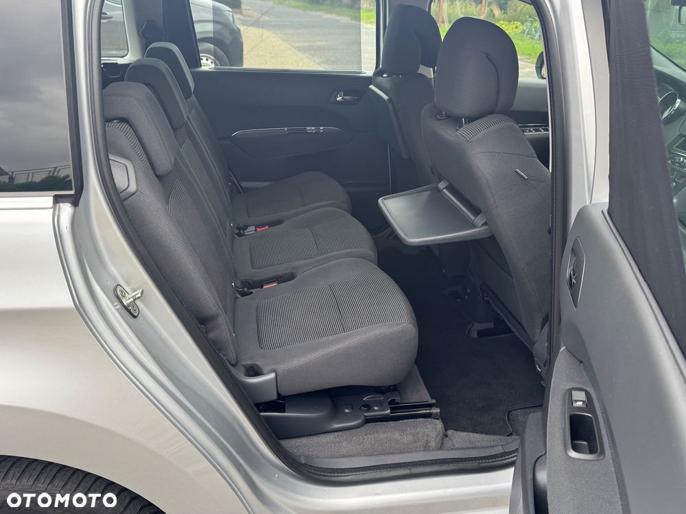 Peugeot 5008 120 VTi Active - 10