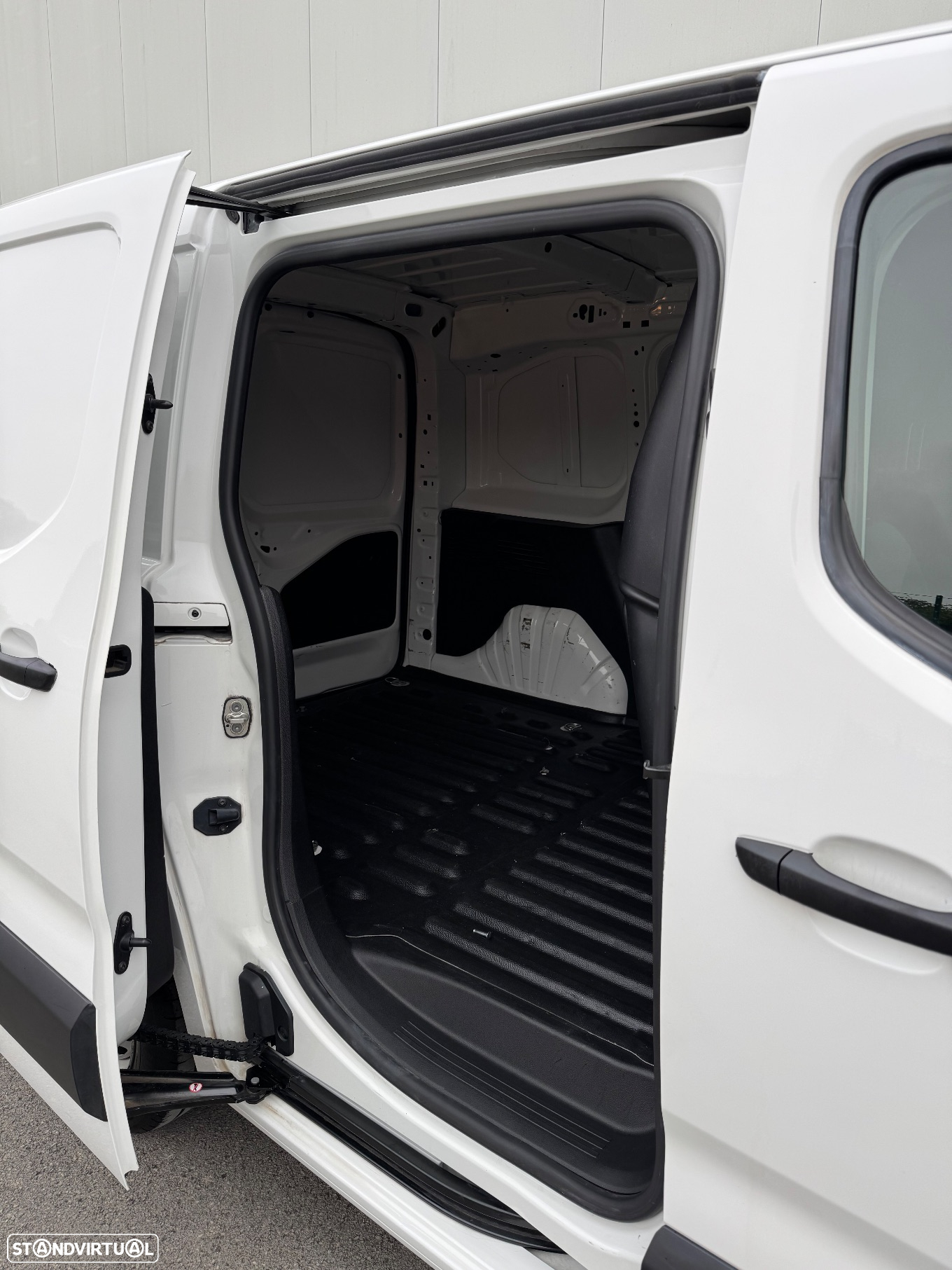 Opel COMBO/3LUGARES/GARANTIA/130MILKM - 9