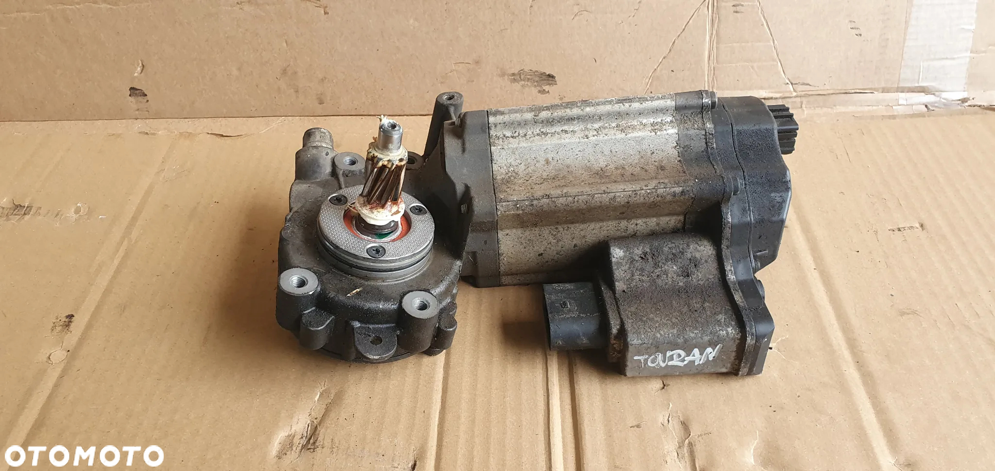 Silnik maglownicy wspomaganie elektryczne VW Touran 1K1909144E - 2