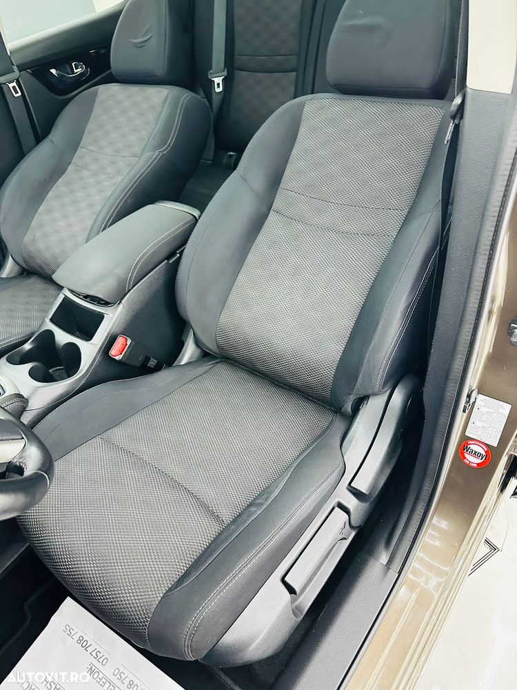 Nissan Qashqai 1.5 DCI TEKNA - 19