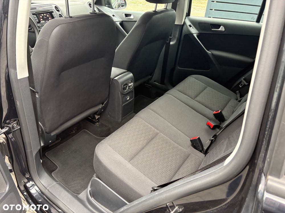 Volkswagen Tiguan - 22