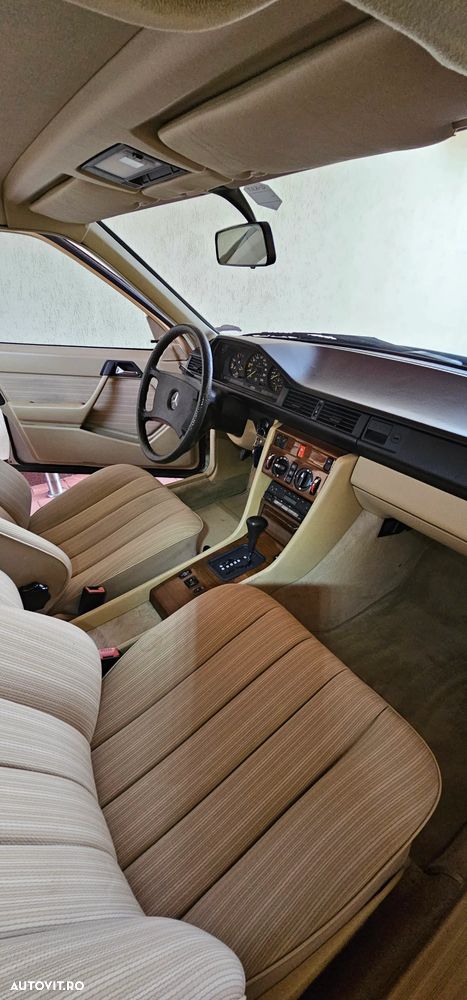 Mercedes-Benz W124 - 18