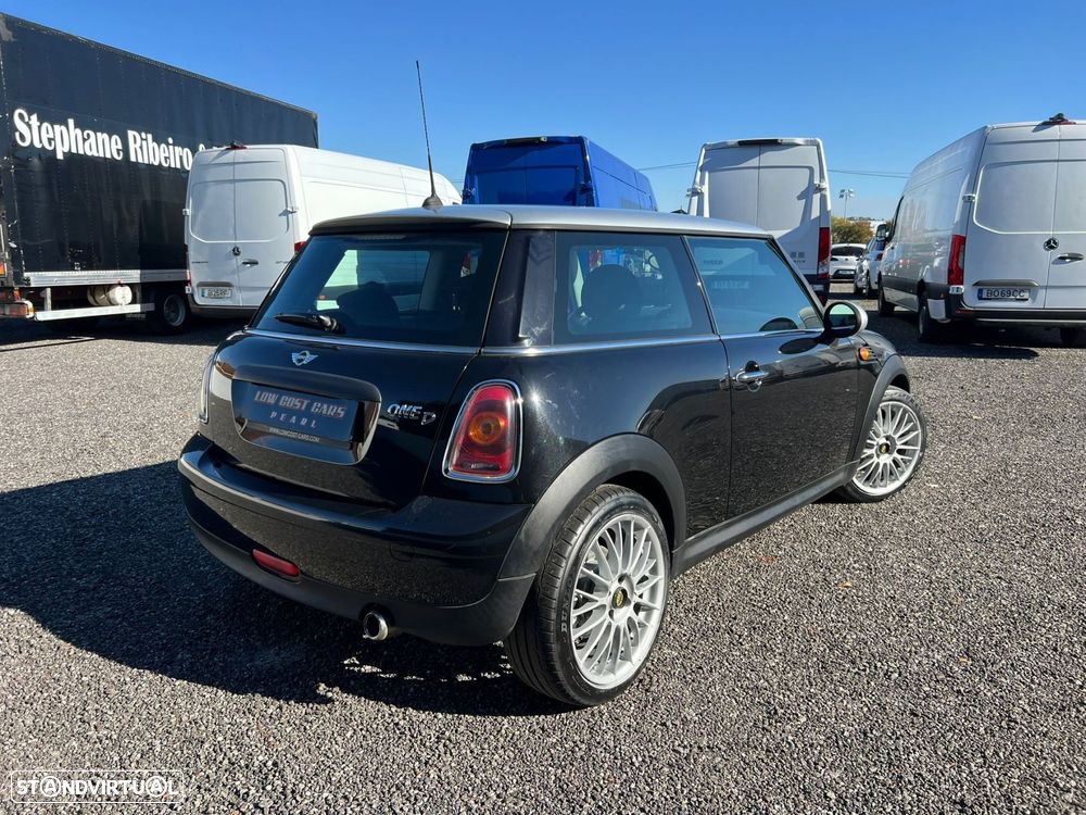 MINI 3 Portas One D - 3