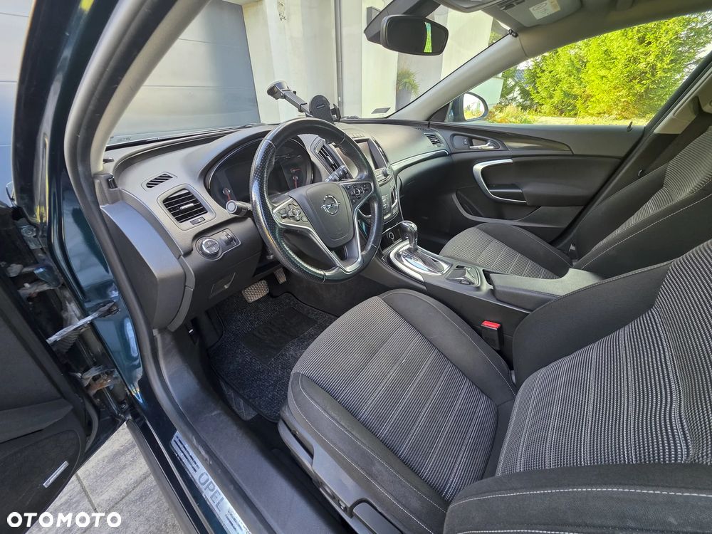 Opel Insignia - 15