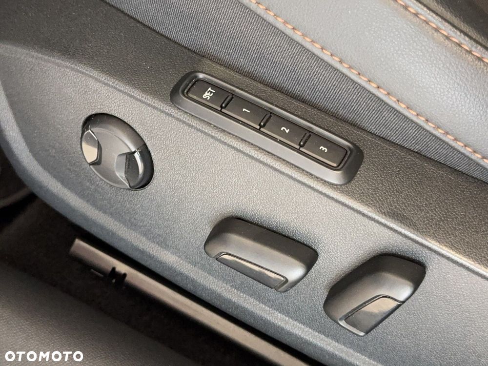 Cupra Formentor - 23