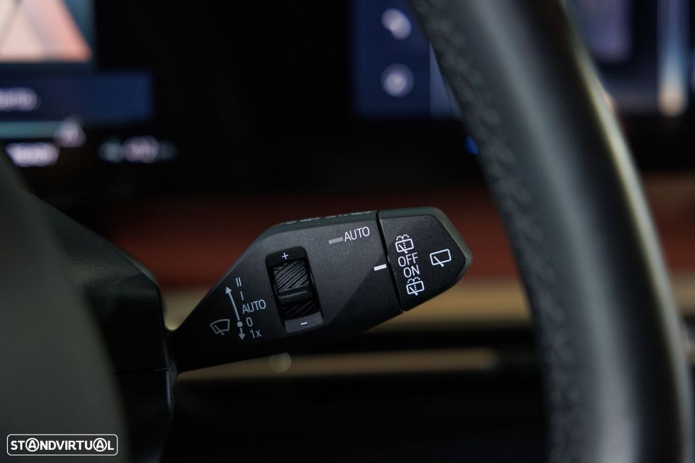 BMW iX xDrive 50 Pack Desportivo - 35