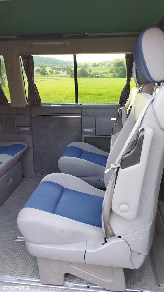 Volkswagen Multivan TDI - 10
