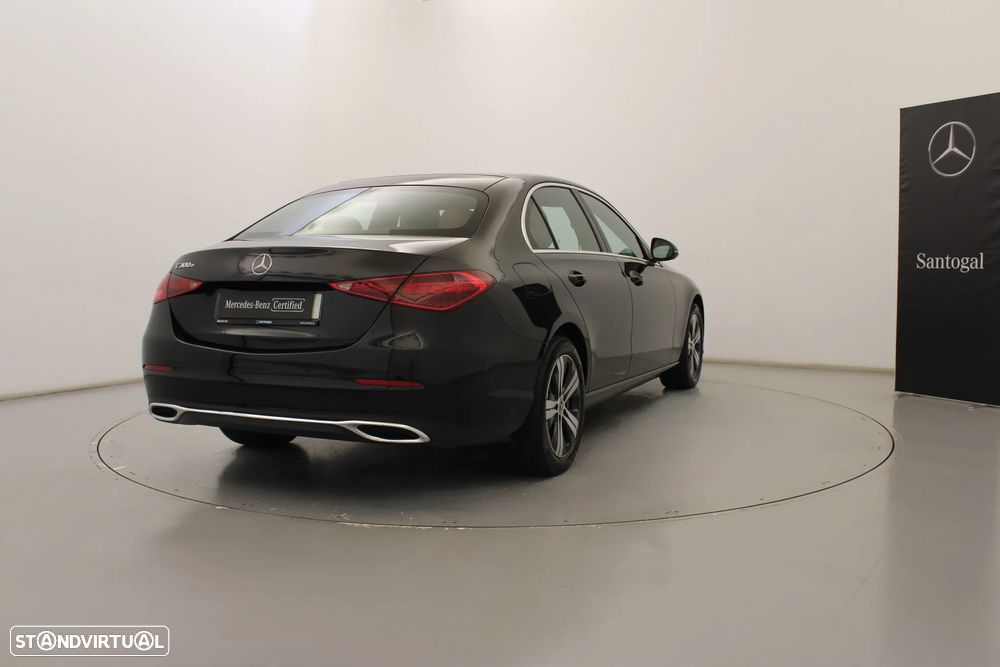 Mercedes-Benz C 300 e Avantgarde - 7