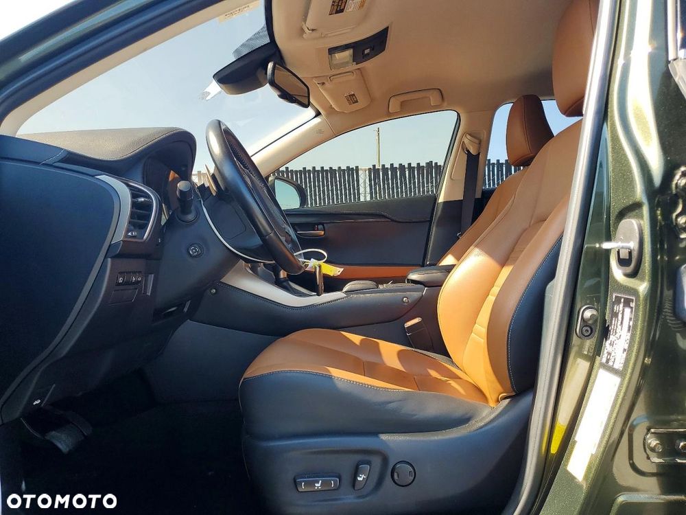 Lexus NX 200t AWD - 7