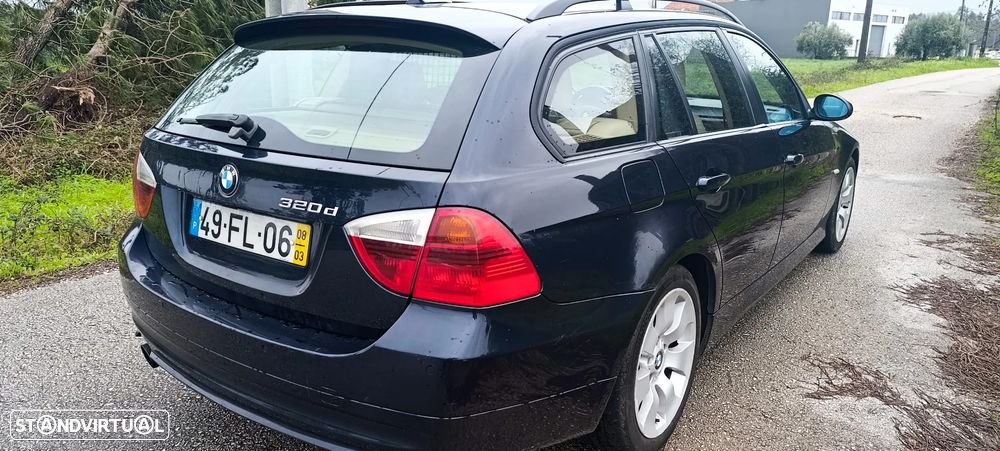 BMW 320 d Sport Auto - 4