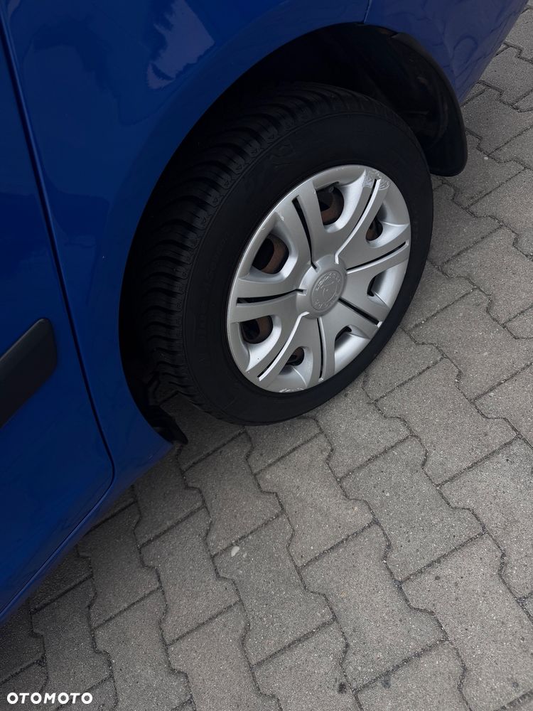 Skoda Fabia 1.2 HTP Elegance - 22