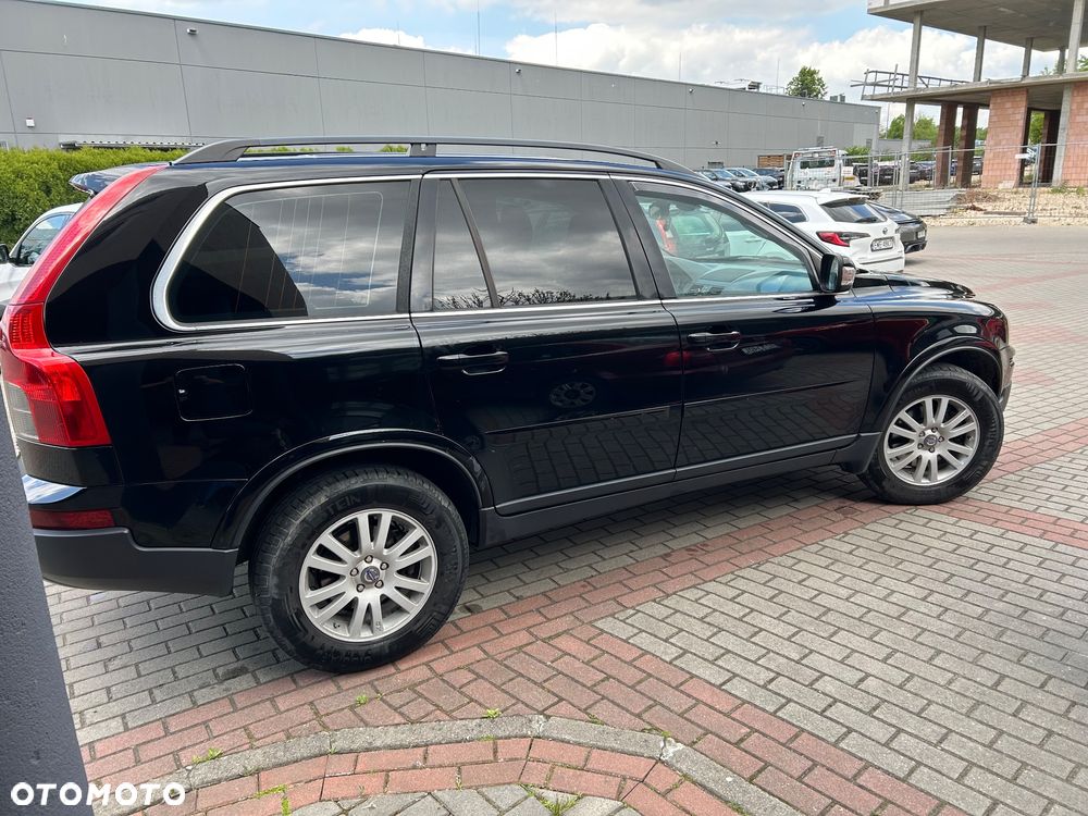 Volvo XC 90 D5 AWD Momentum - 24
