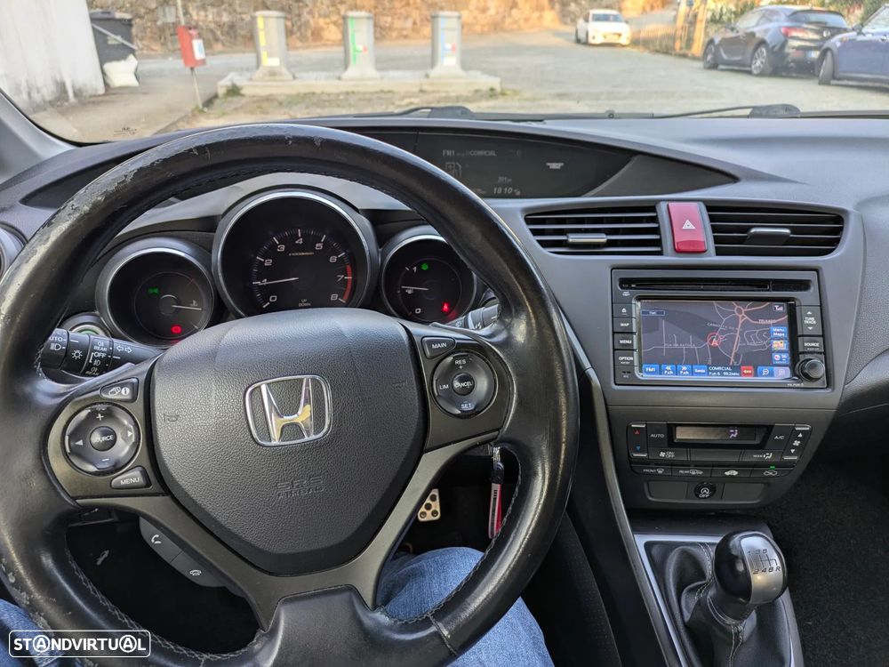 Honda Civic 1.4 i-VTEC 25 Anos - 8