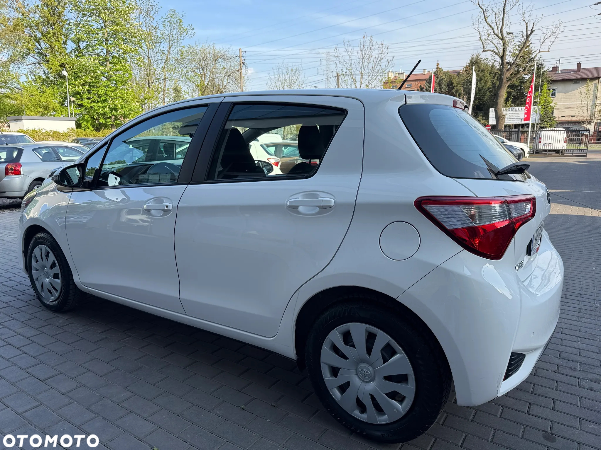 Toyota Yaris 1.5 Active - 16