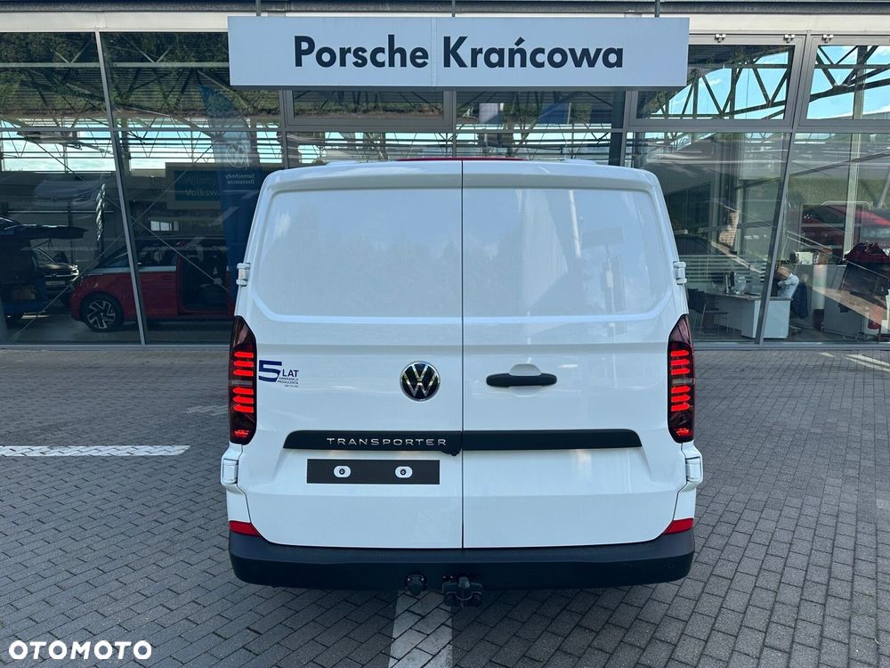 Volkswagen Transporter Transporter Furgon silnik: 2,0 l TDI 150 KM / skrzynia biegów: 8-biegowa automatyczna rozstaw osi: 3500 mm - 7