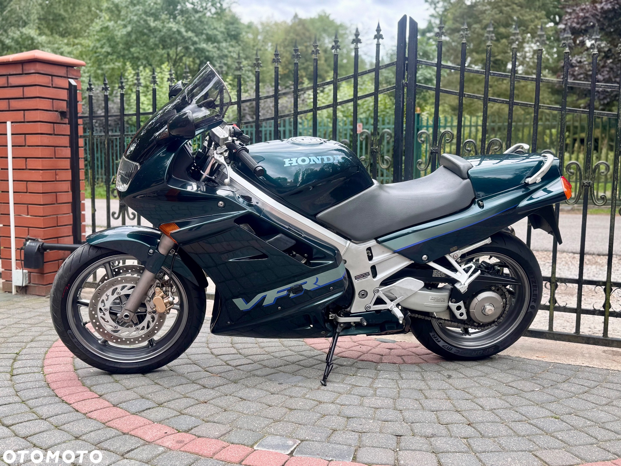 Honda VFR - 7