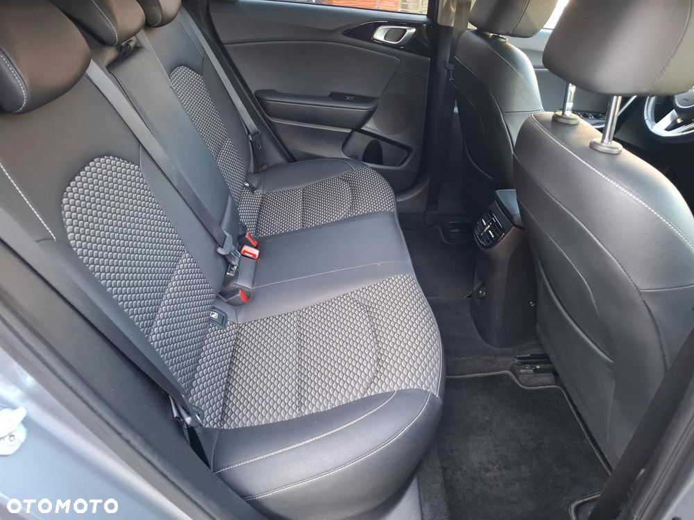 Kia Ceed 1.5 T-GDI L - 27