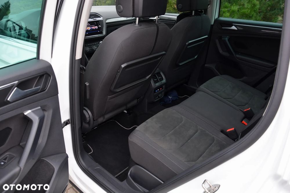 Volkswagen Tiguan 2.0 TDI SCR 4Motion (BlueMotion Techn.) DSG Highline - 24