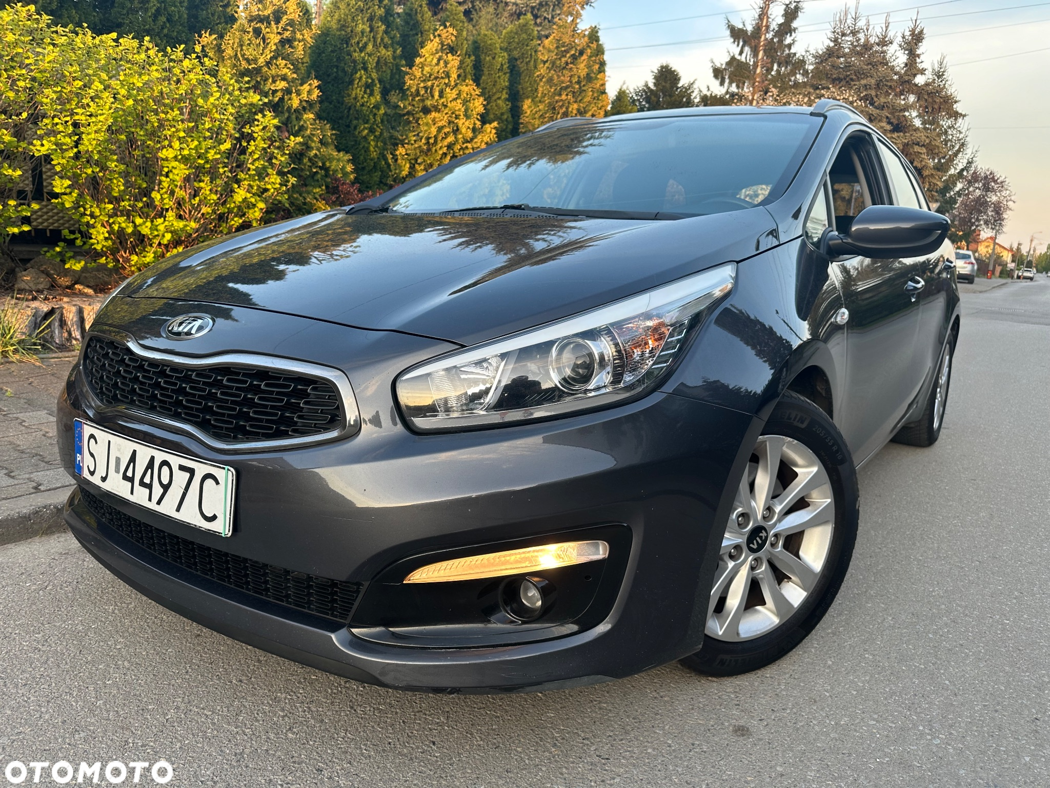 Kia Ceed 1.6 CRDi 136 ISG SW Spirit - 6