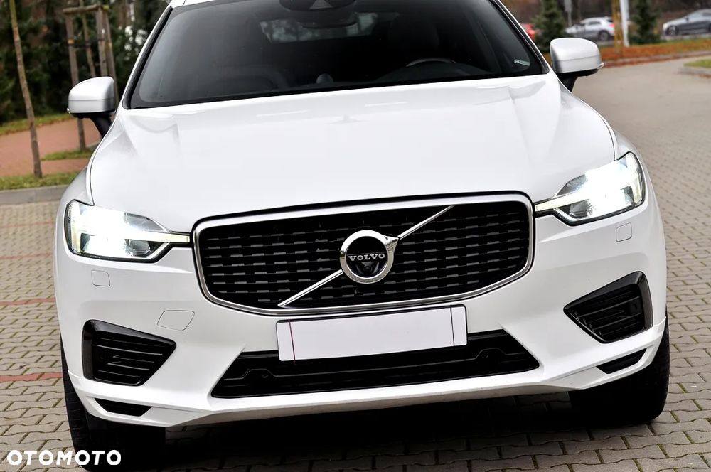 Volvo XC 60 T8 Plug-In Hybrid AWD R-Design - 5