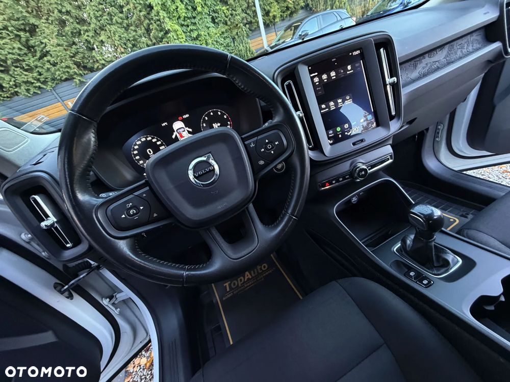 Volvo XC 40 - 29
