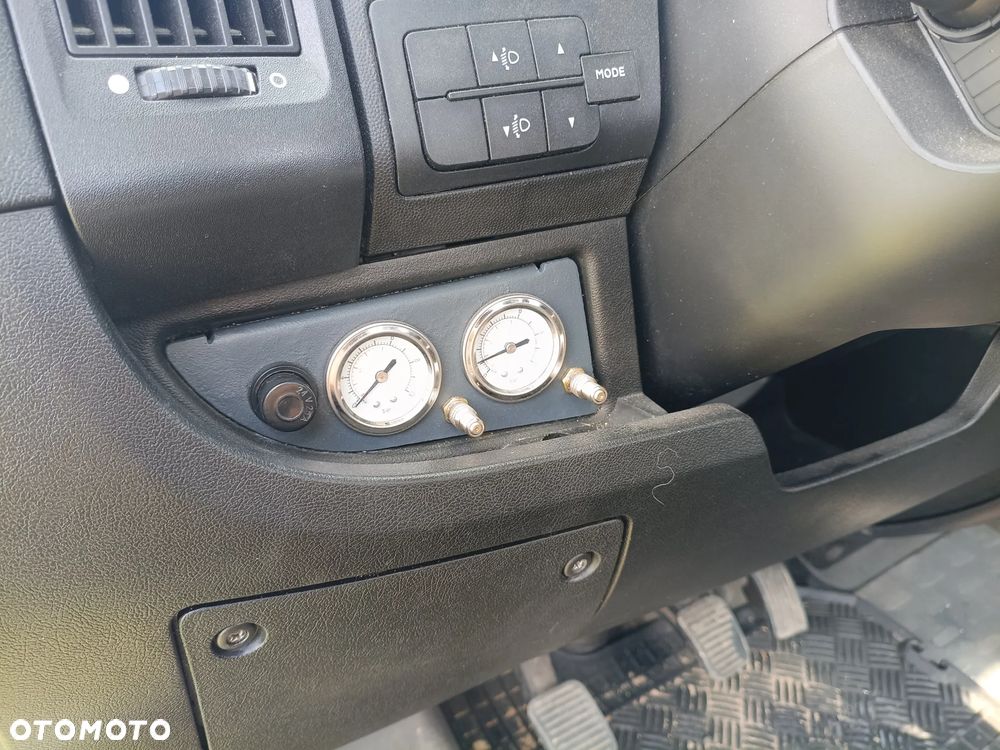 Peugeot BOXER - 16