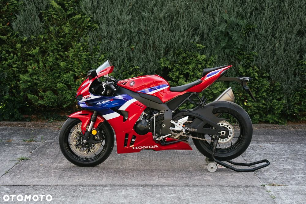 Honda CBR - 3