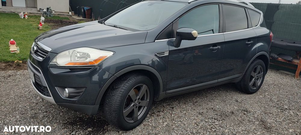 Ford Kuga 2.0 TDCi 2x4 Titanium - 37