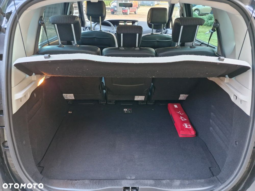 Renault Scenic 1.6 16V 110 Dynamique - 23