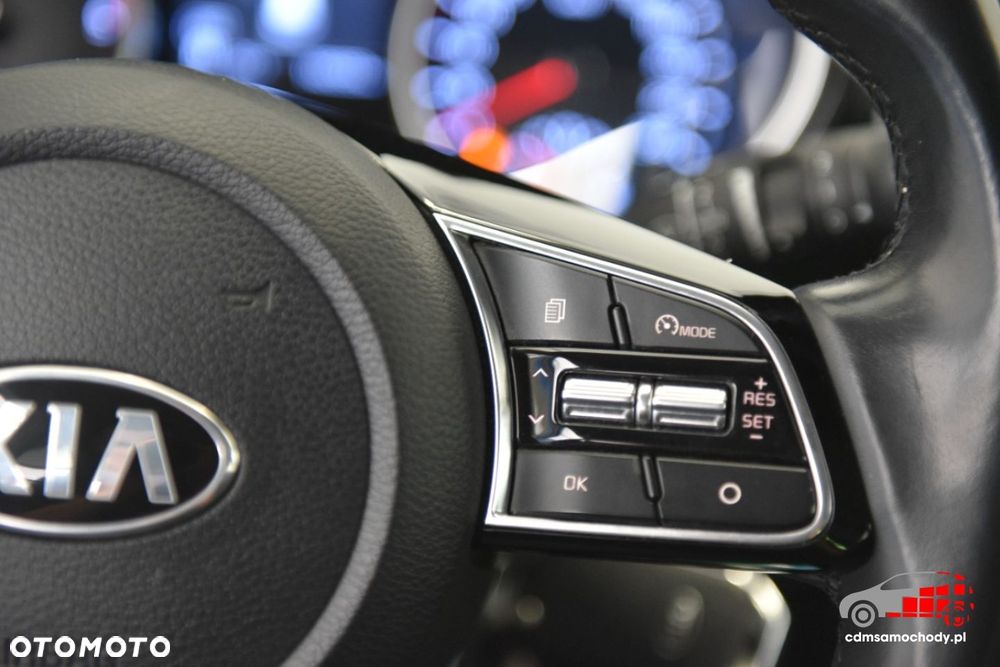 Kia Ceed - 32