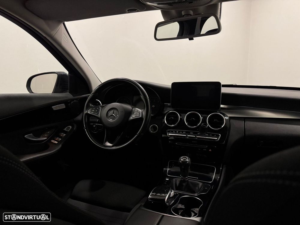 Mercedes-Benz C 200 d Avantgarde - 28