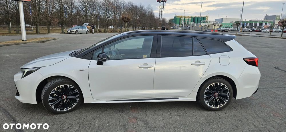 Toyota Corolla 1.8 Hybrid GR Sport - 2