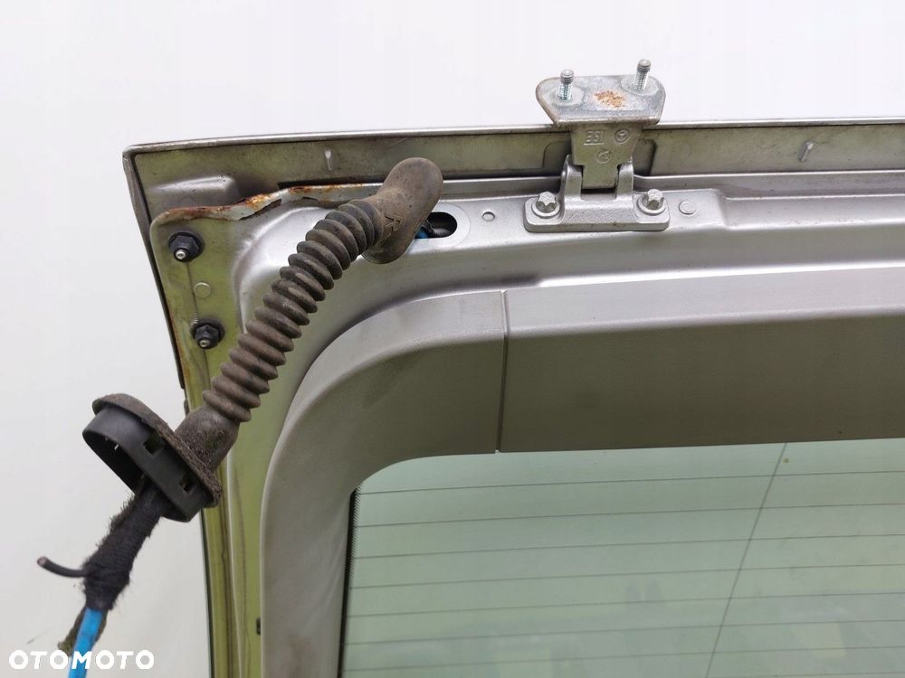 Klapa tył tylna BAGAŻNIKA Mercedes C-klasa W203 2000-2007 KOMBI 744 SREBRNY - 9