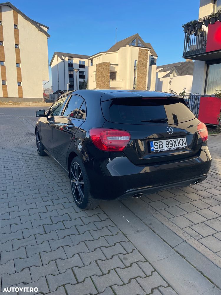 Mercedes-Benz A 180 (BlueEFFICIENCY) 7G-DCT Style - 7