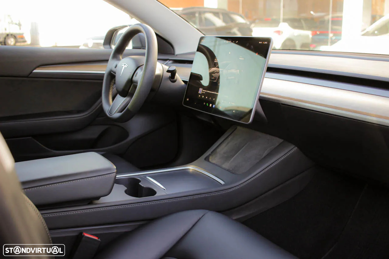 Tesla Model 3 Standard Range Plus RWD - 6