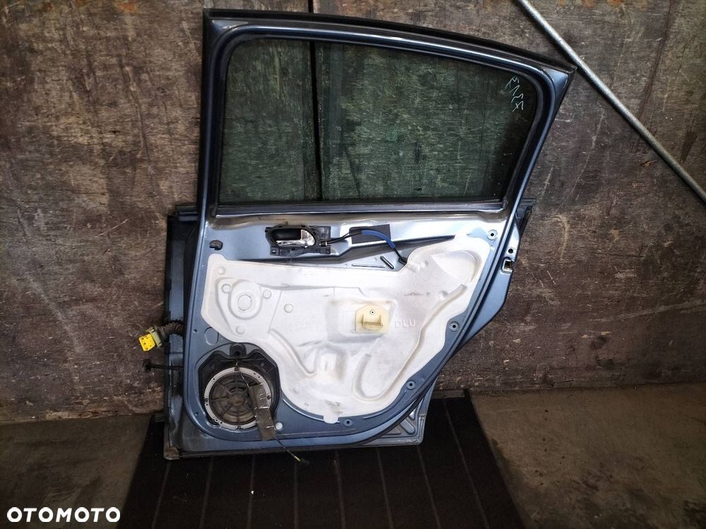 DRZWI KOMPLETNE PRAWY TYŁ CITROEN C4 I EZW - 7