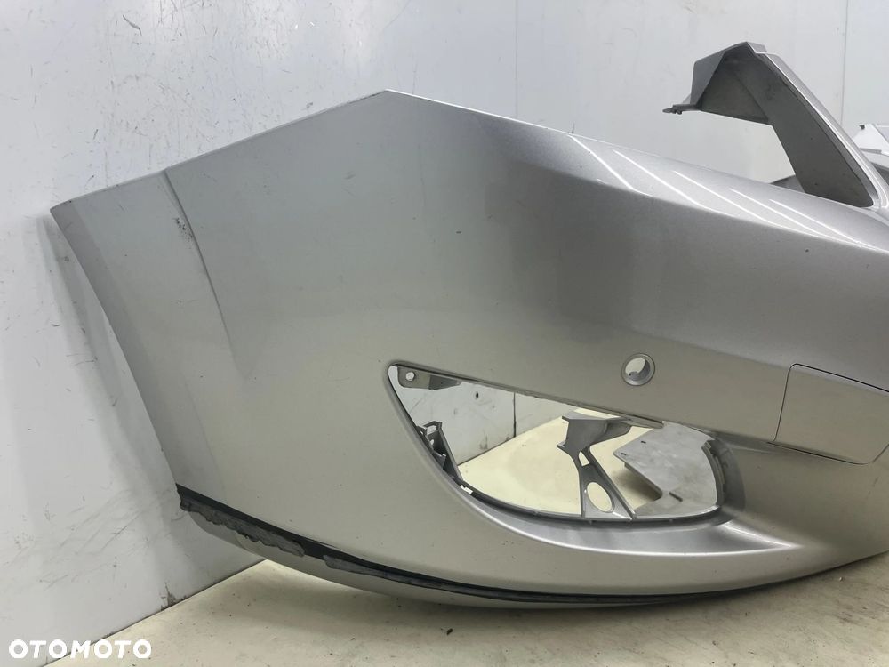 Zderzak przedni Opel Zafira B II 08-14r. Lift przód 4XPDC 13247273 - 2