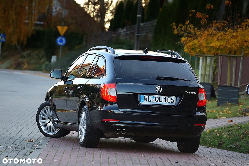 Skoda Superb 2.0 TDI Ambition DSG - 2