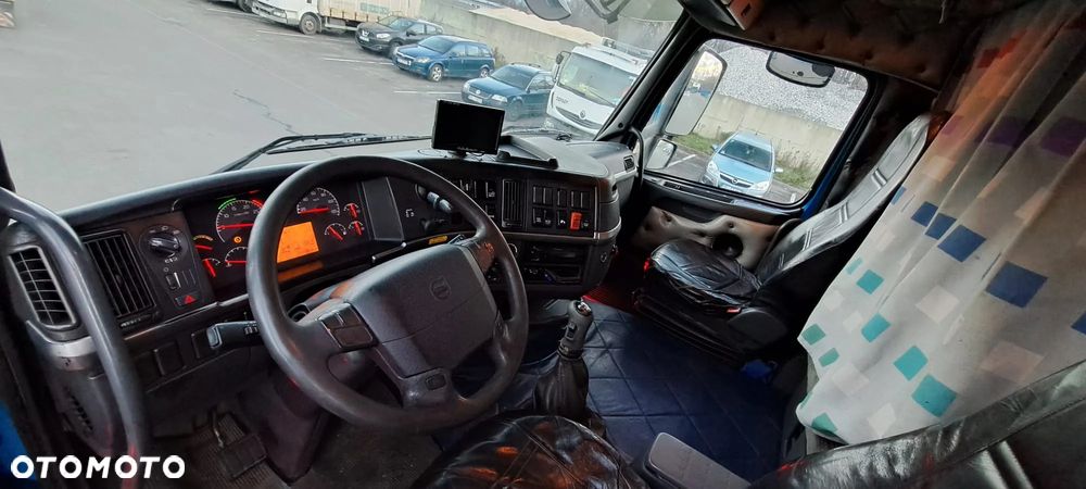 Volvo FH12 - 3