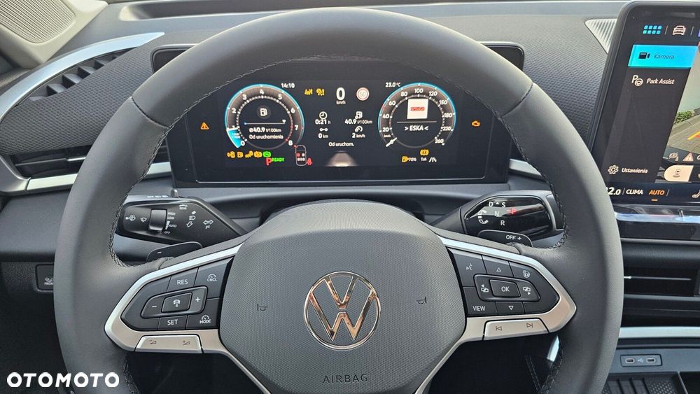 Volkswagen T-Roc - 30