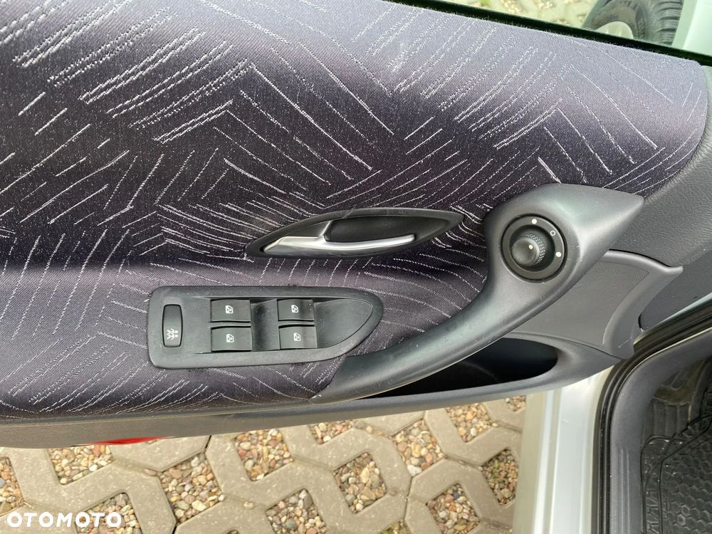 Renault Laguna - 26