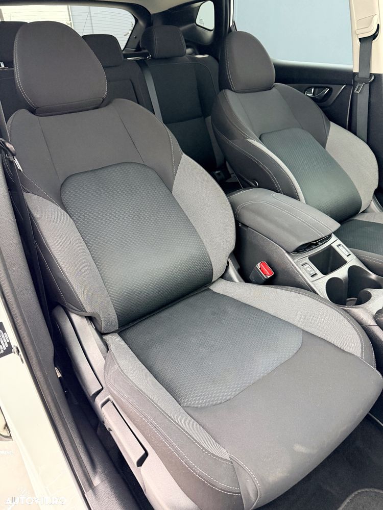 Nissan Qashqai 1.2 DIG-T Xtronic N-Vision - 21